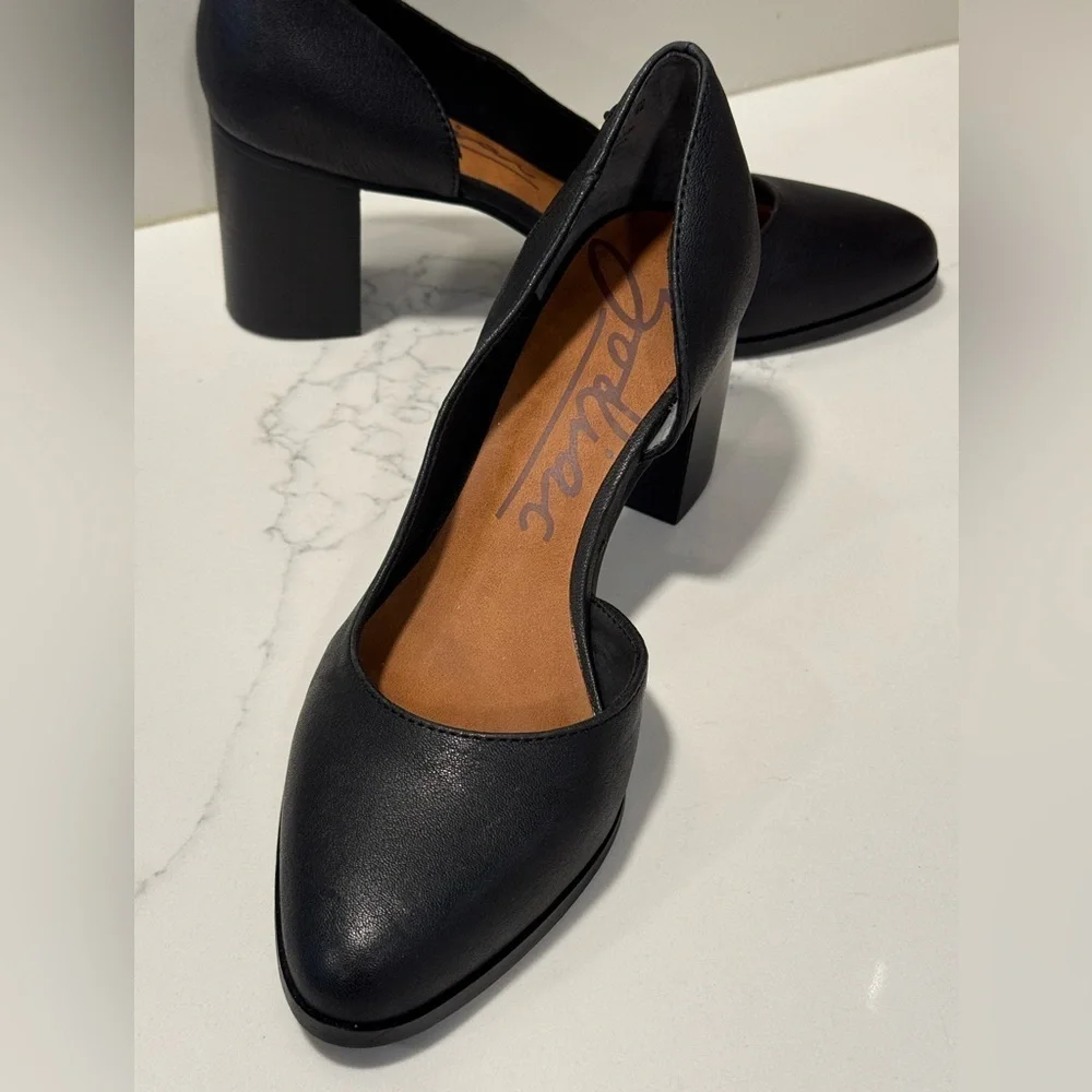 Zodiac Gracie Women's Black Leather Side Cutout pumps